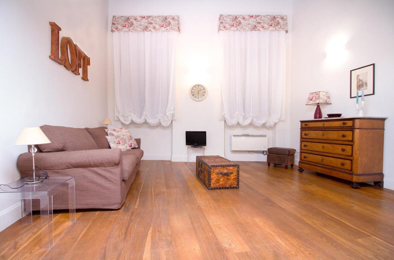 Apartamento Charming Santa Croce Loft Florencia Exterior foto